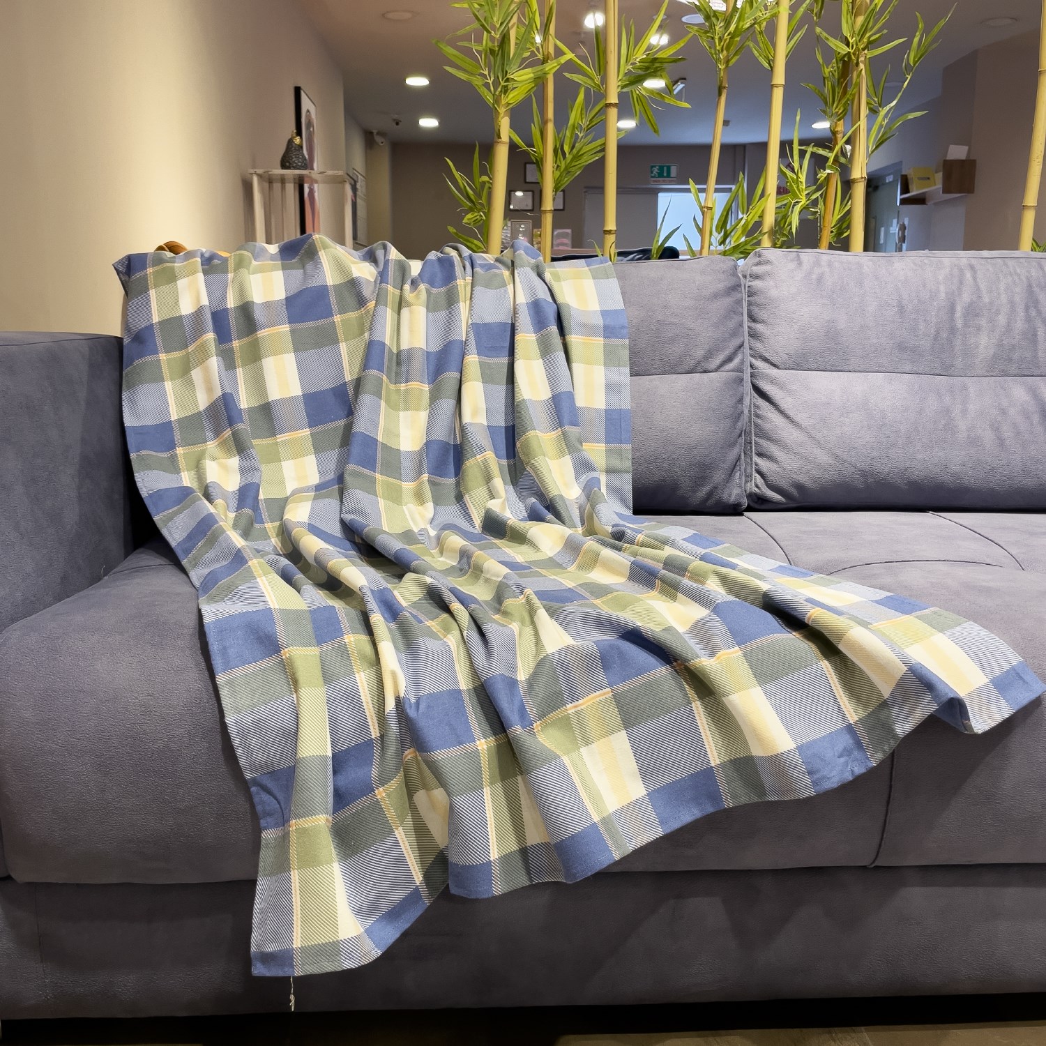 Ezh Collection Ekose Pamuklu Flanel (Pazen) Koltuk Örtüsü / Şalı 170x230 Lacivert